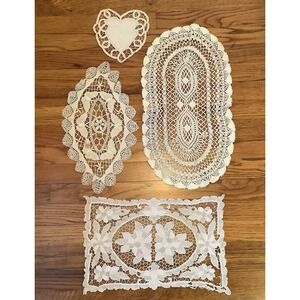 Vintage Crochet Doillies 4 Table Linens Doilies Heart Romantic Shabby Chic